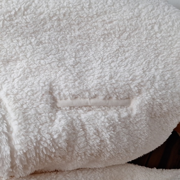 NEW! Men's Faux Shearling Half Zip-Up Sweatshirt Pullover, White - TALL - Picture 5 of 8